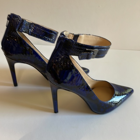 Gianni Bini 4” High Heel Pointed shoe with 1 1/2 Ankle Strap with back zipper - Picture 12 of 16